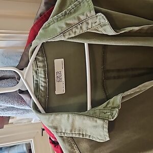 Z1975 ZARA BASIC DEPT. DENIM Army Green Jacket Embroidered bottom size m